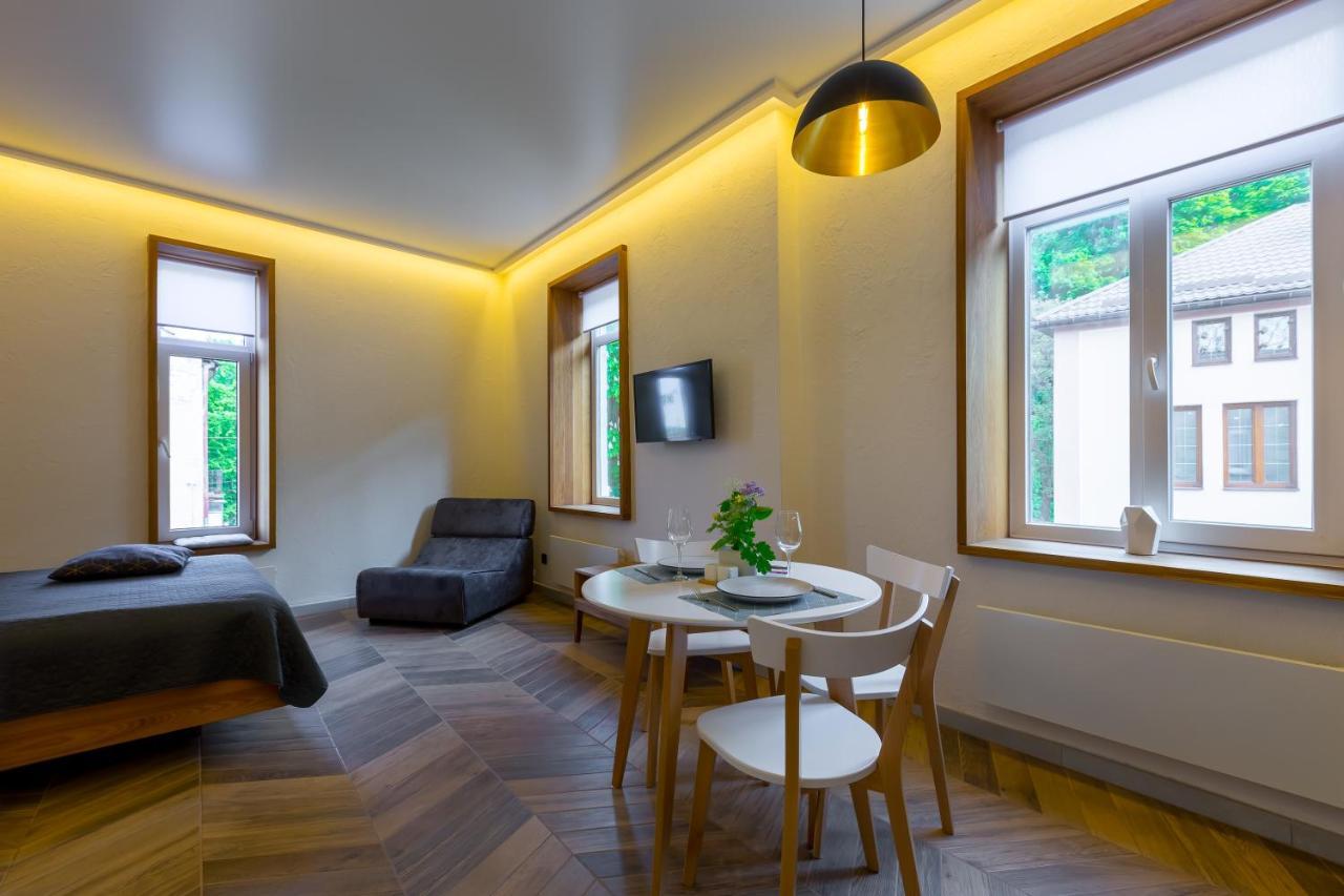 High Castle Park View Studio Lviv Exterior photo